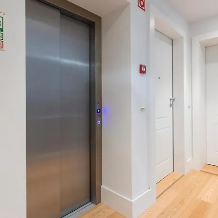 Downtown Cozy 1bdr By Lovelystay ליסבון